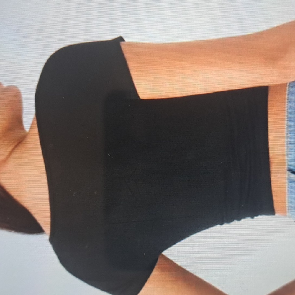 LARGE   HALARA SLASH NECK RUCHED BABY TEE - Picture 2 of 8